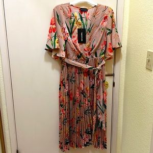 PrettyLittleThing Floral Dress Size 14